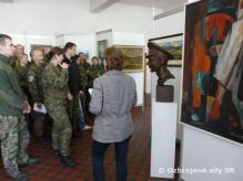 Príslušníci ZaMKIS na spoločensko-vednom seminári